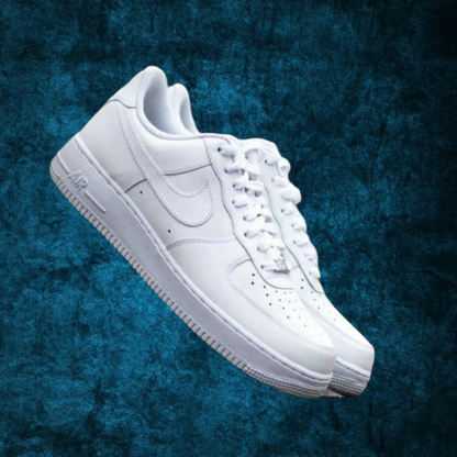 NIKE AIR WHITE SNEAKER