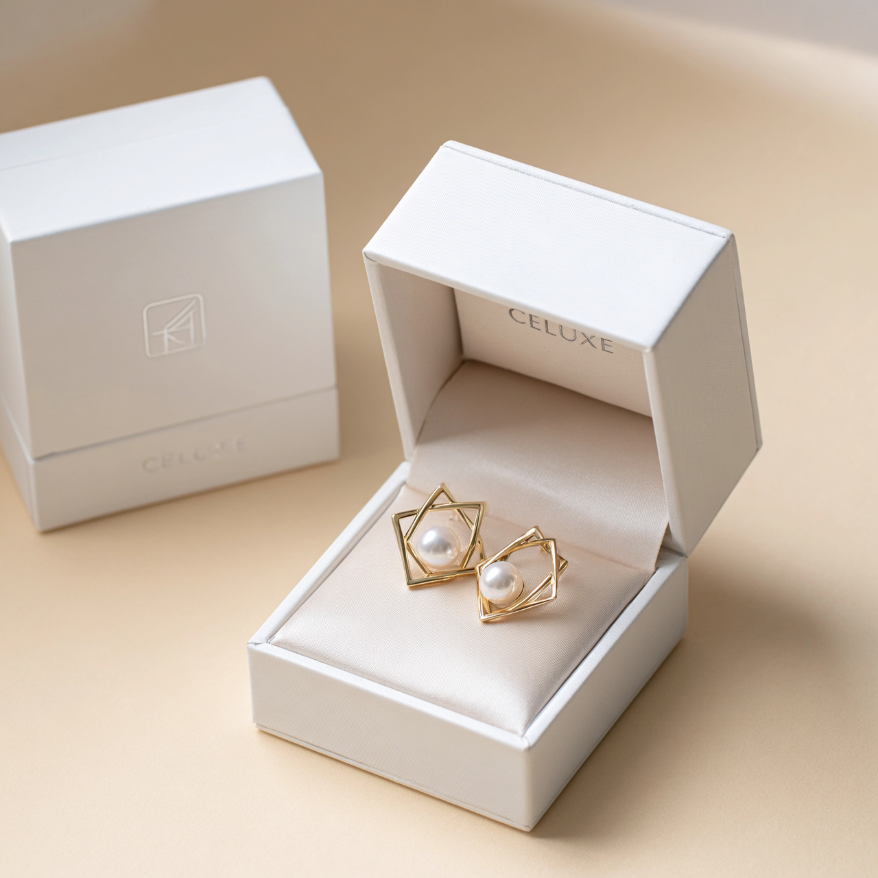 Geometric Pearl Stud Earrings – 18K Gold Plated | CELUXE Modern Minimalist Jewelry - Image 4